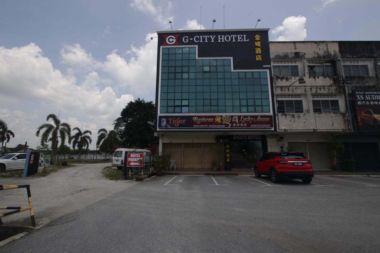 G City Hotel Teluk Intan Exterior foto